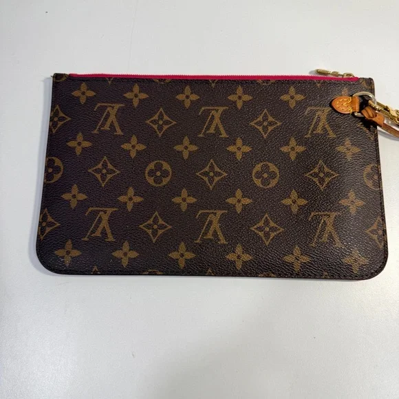 Louis Vuitton Neverfull Monogram Pochette Wristlet Pouch Clutch Red Pink Lining - Picture 5 of 12